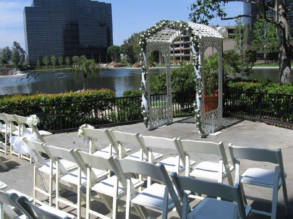 Doubletree By Hilton Orange County Airport Hotel Santa Ana Facilities photo